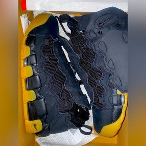 Nike air Mo Money. “Black/Gum” Deadstock. Never worn.